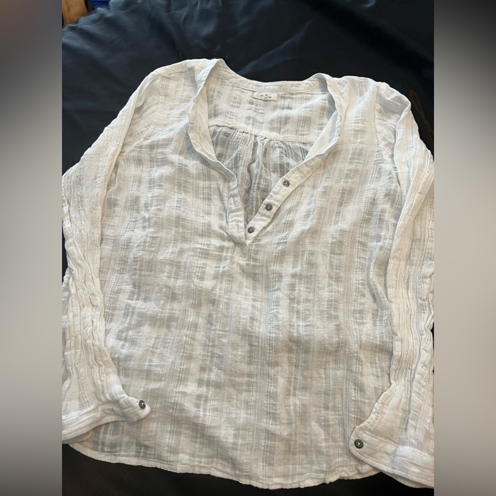 White Maurice’s women’s long sleeve shirt